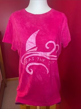 Marblehead Pink Tie-Dye 'Seas the Day' Graphic Tee Size Medium